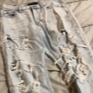 aero mom jeans , size 6